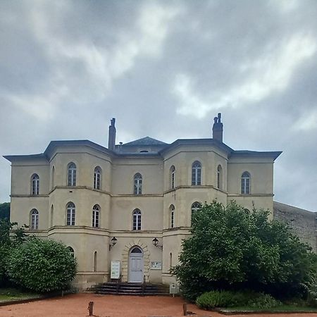 Appartement Jls'Tudios " U Sognu" à Cosne-Cours-Sur-Loire Extérieur photo