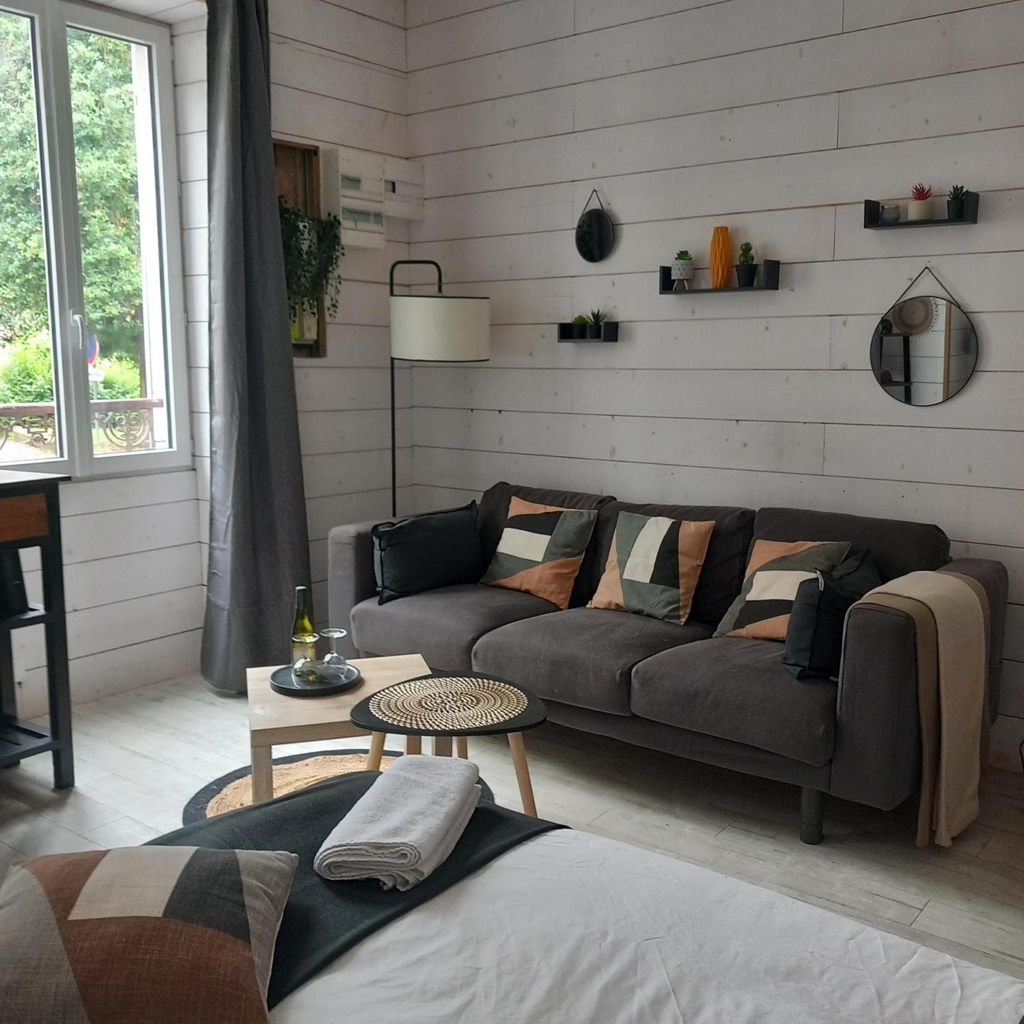 Appartement Jls'Tudios " U Sognu" à Cosne-Cours-Sur-Loire Extérieur photo